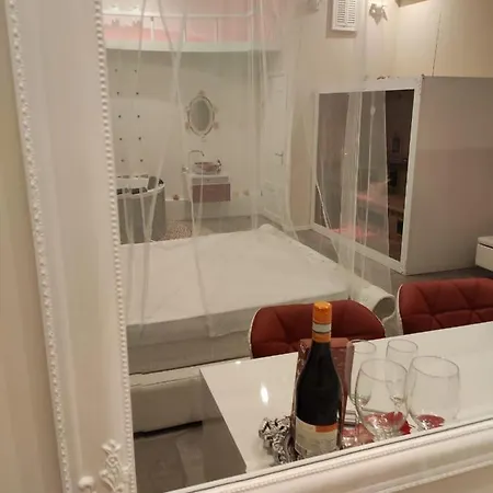 Mila Prive Sauna & Wellness Love hotel Venlo