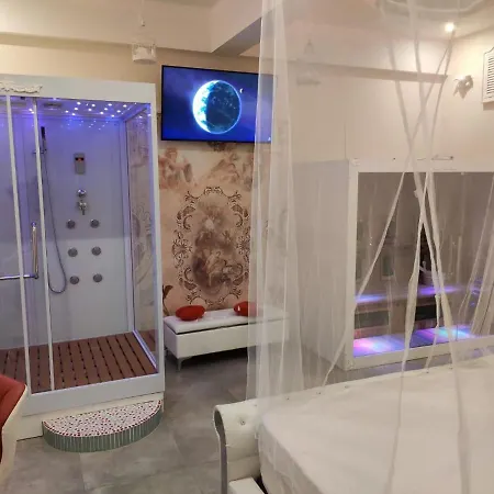 Mila Prive Sauna & Wellness Love hotel